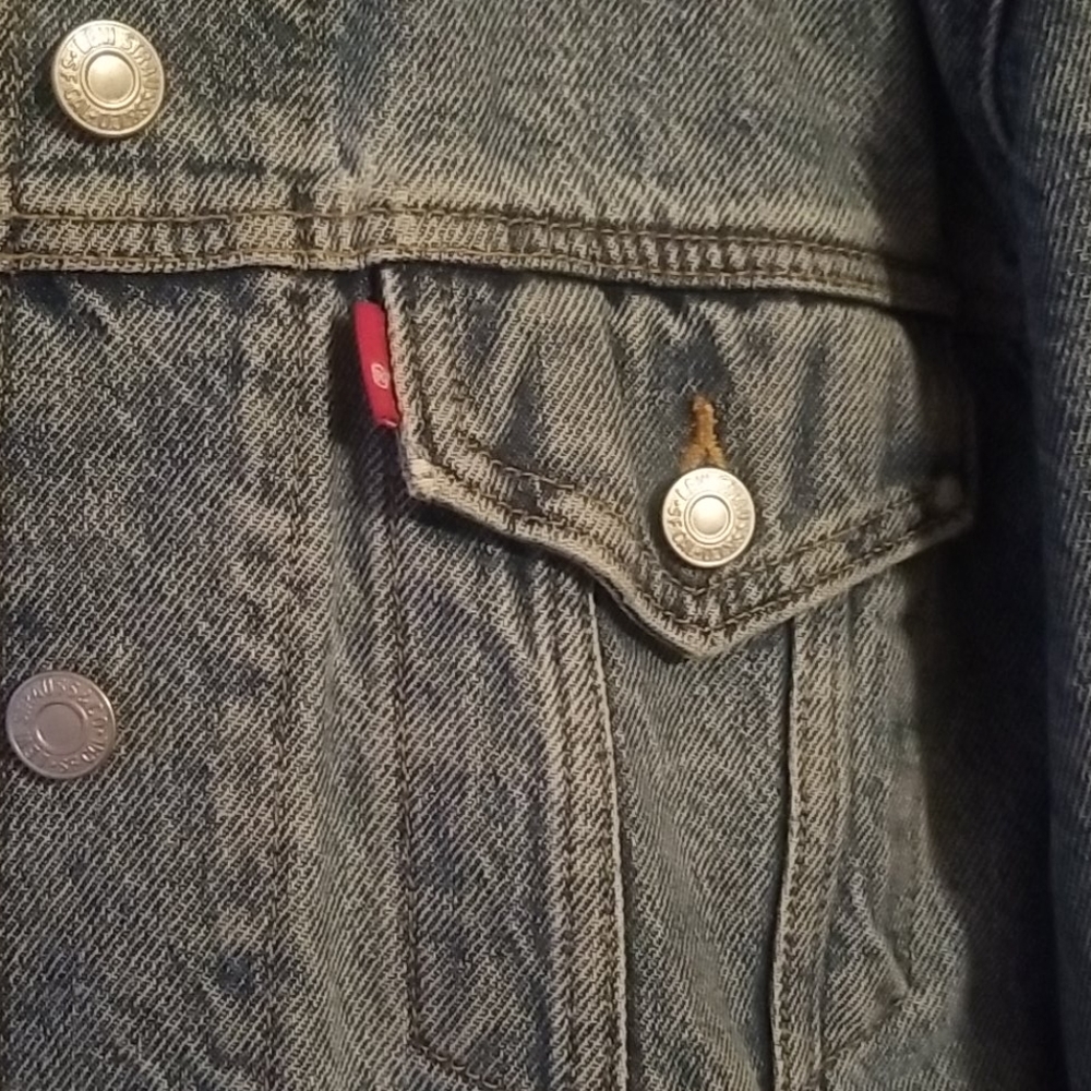Levis jacket - Picture 3 of 3